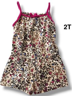 Girls Leopard Print Romper with Fuchsia Braid Trim size 2T